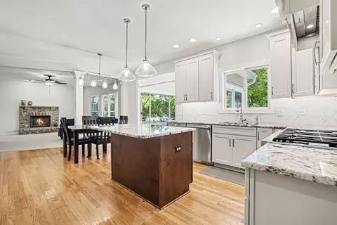 Kitchen - 15235 Hamlin St, Plainfield, IL 60544 photo 1 of 3
