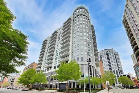 421 W Huron St #1006, Chicago, IL 60654