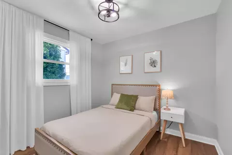 Bedroom - 3712 Wren Ln, Rolling Meadows, IL 60008 photo 3 of 4