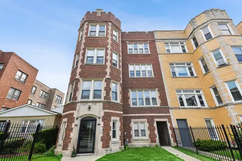 6835 S Clyde Ave, Chicago, IL 60649