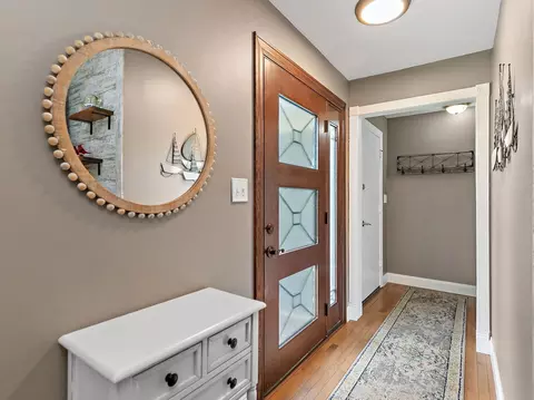 Entry Way - 715 Monterrey Ter, Mchenry, IL 60050 photo 1 of 1