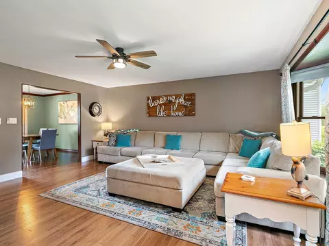 Living - 715 Monterrey Ter, Mchenry, IL 60050 photo 3 of 3