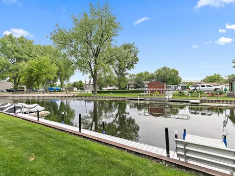 View/Area - 715 Monterrey Ter, Mchenry, IL 60050 photo 4 of 10