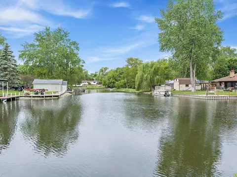View/Area - 715 Monterrey Ter, Mchenry, IL 60050 photo 10 of 10