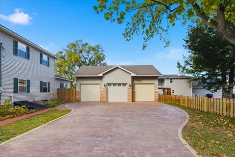 Exterior - 317 E Dearborn St, Plano, IL 60545 photo 1 of 4