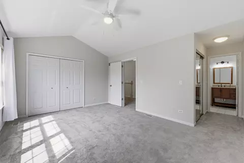 Bedroom - 962 Willow St, Itasca, IL 60143 photo 5 of 5