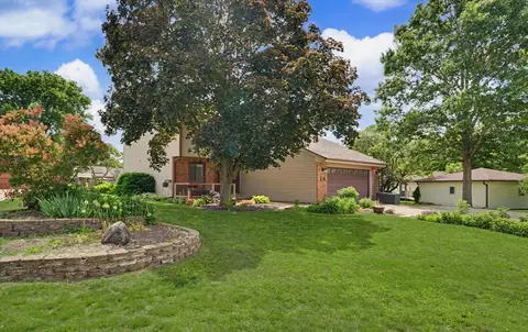 Exterior - 1 James Ct, Sidney, IL 61877 photo 2 of 9