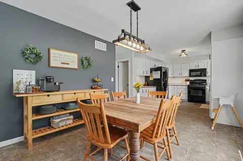 Dining - 1 James Ct, Sidney, IL 61877 photo 1 of 1