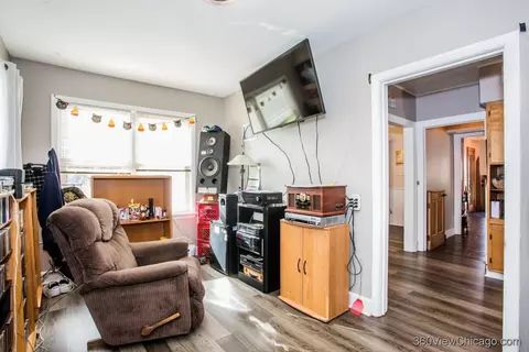 Living - 6308 Main St, Union, IL 60180 photo 3 of 3