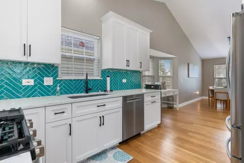 Kitchen - 13500 S Redberry Cir, Plainfield, IL 60544 photo 4 of 4