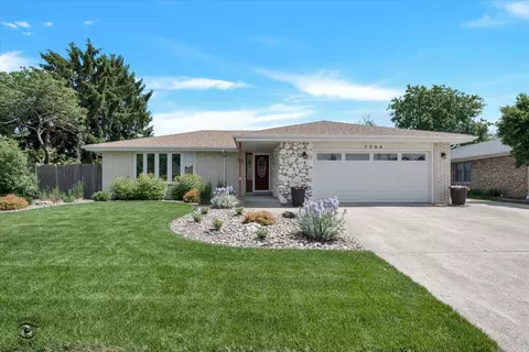 7708 Palm Dr, Orland Park, IL 60462