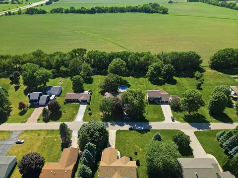 1665 Hill Dr, Dixon, IL 61021 photo 10