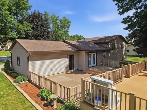 1665 Hill Dr, Dixon, IL 61021 photo 9