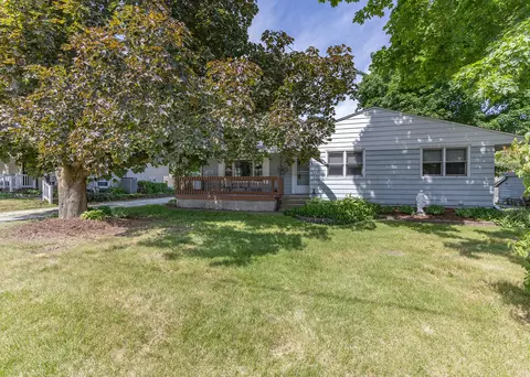 335 N Chicago St, Geneseo, IL 61254