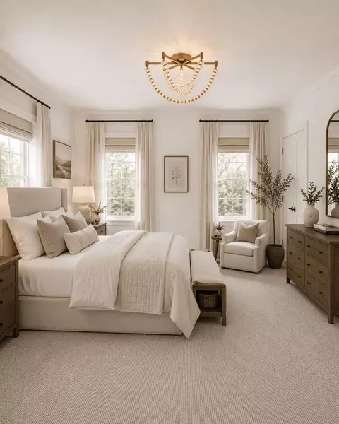 Bedroom - 322 E 4th Ave, Naperville, IL 60540 photo 1 of 2