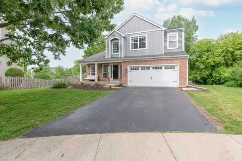 1061 Painted Lake Ct, Lake Villa, IL 60046