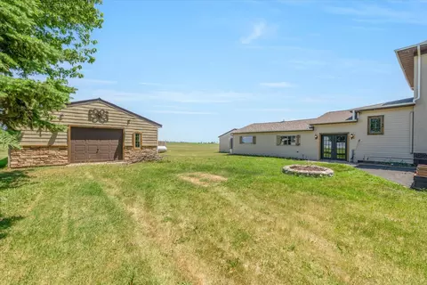 Exterior - 14910 Osco Rd, Osco, IL 61274 photo 7 of 11