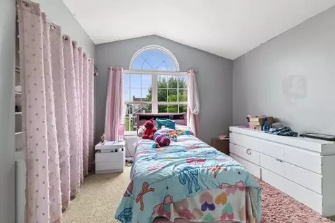 Bedroom - 2800 Adobe Dr, Plainfield, IL 60586 photo 3 of 4