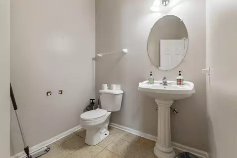 Bath - 2800 Adobe Dr, Plainfield, IL 60586 photo 3 of 3