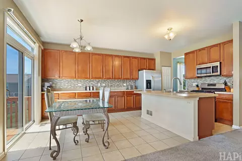 Kitchen - 617 Donegal Dr, Elgin, IL 60123 photo 1 of 2