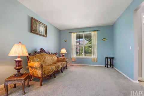 Living - 617 Donegal Dr, Elgin, IL 60123 photo 4 of 4