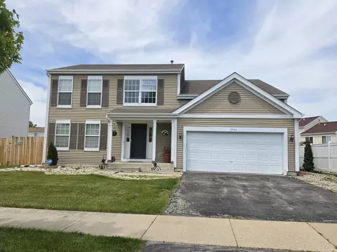 2400 Mark Ave, Zion, IL 60099
