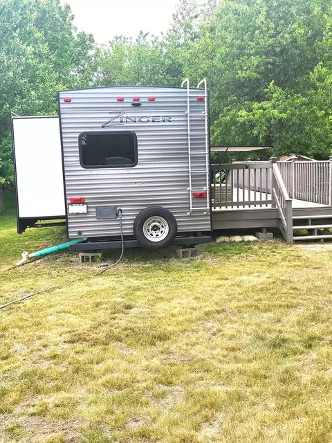 2596 Woodhaven, Sublette, IL 61367