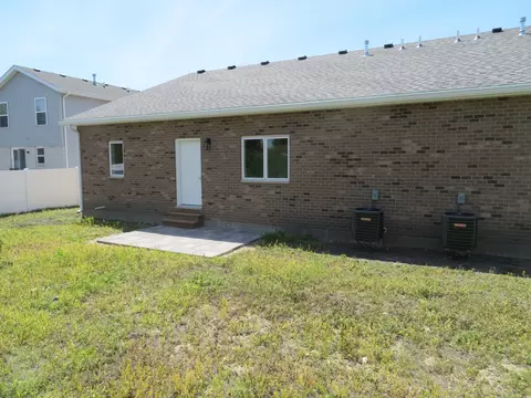 Exterior - 1938 Mountain Rd, Morris, IL 60450 photo 5 of 6