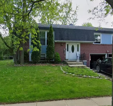 427 Devon Ln, Bolingbrook, IL 60440