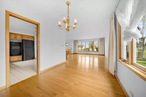 Other - 773 Madelyn Dr, Des Plaines, IL 60016 photo 2 of 5