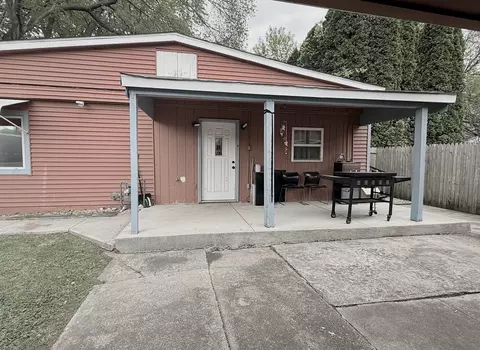 42 Rushmore Rd, Fox Lake, IL 60020