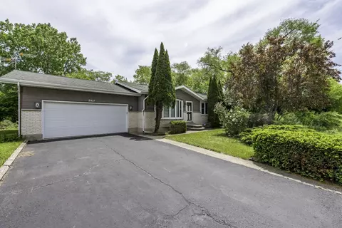 2417 Lydia Ave, Zion, IL 60099