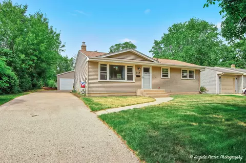 348 W Oriole Trl, Cary, IL 60013
