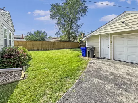 Exterior - 8538 45th St, Lyons, IL 60534 photo 2 of 5
