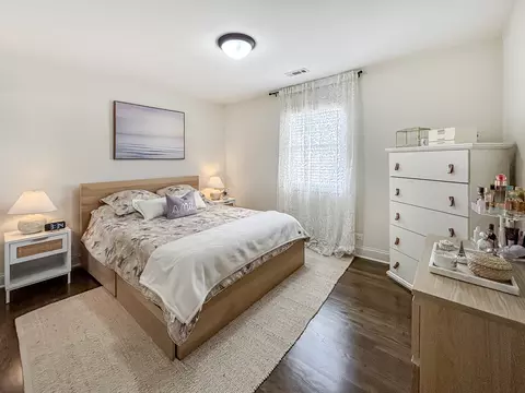 Bedroom - 8538 45th St, Lyons, IL 60534 photo 2 of 2