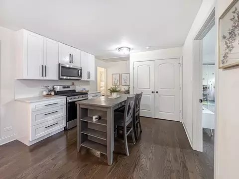 Kitchen - 8538 45th St, Lyons, IL 60534 photo 2 of 3