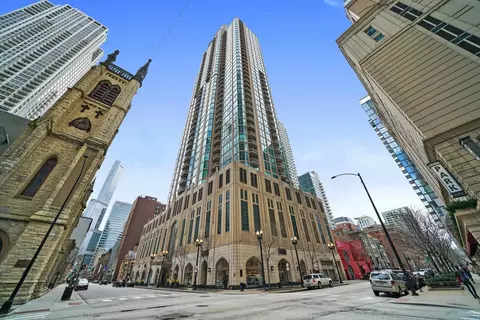 21 E Huron St #706, Chicago, IL 60611