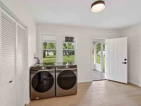 Other - 906 E Babcock Ave, Addison, IL 60101 photo 6 of 9