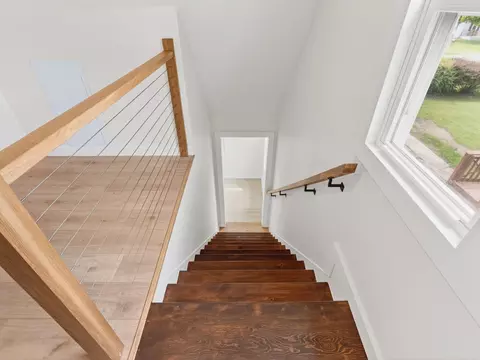 Entry Way - 906 E Babcock Ave, Addison, IL 60101 photo 4 of 4