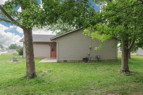 Exterior - 101 S A S State St, Danvers, IL 61732 photo 6 of 7