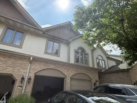 133 Schiller Pl, Itasca, IL 60143