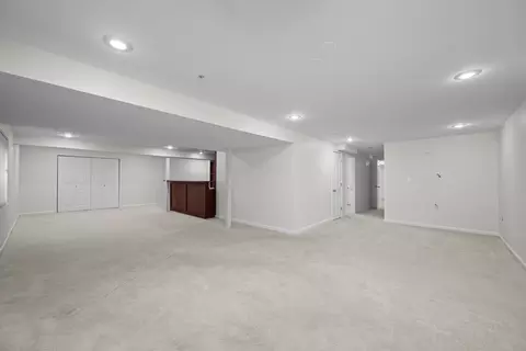 Other - 6065 Irene Dr, Hoffman Estates, IL 60192 photo 5 of 8