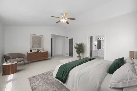 Bedroom - 6065 Irene Dr, Hoffman Estates, IL 60192 photo 1 of 7