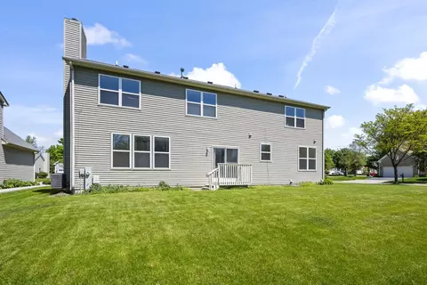 Exterior - 6065 Irene Dr, Hoffman Estates, IL 60192 photo 5 of 5