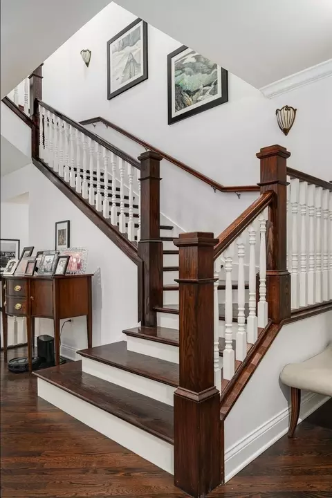 Entry Way - 1456 S Emerald Ave, Chicago, IL 60607 photo 1 of 1