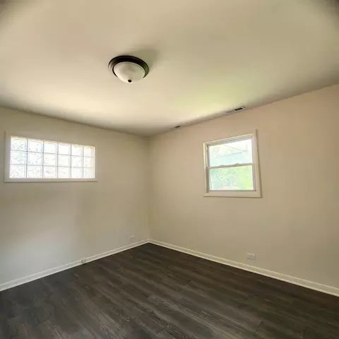 193 E Dennis Rd, Wheeling, IL 60090 photo 6