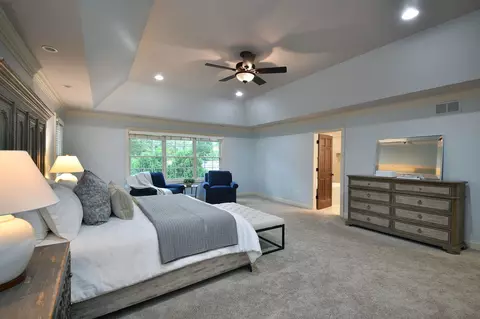 Bedroom - 605 Thornwood Dr, Naperville, IL 60540 photo 3 of 6