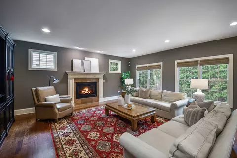 Living - 605 Thornwood Dr, Naperville, IL 60540 photo 1 of 4