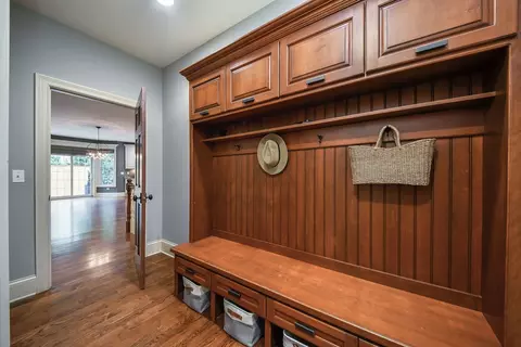 Entry Way - 605 Thornwood Dr, Naperville, IL 60540 photo 2 of 5