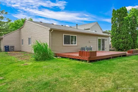 Exterior - 765 Thorndale Dr, Elgin, IL 60120 photo 4 of 7